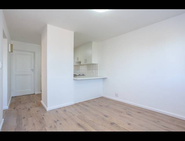 2 BEDROOM APARTMENT SOLD IN SOUTHFIELD